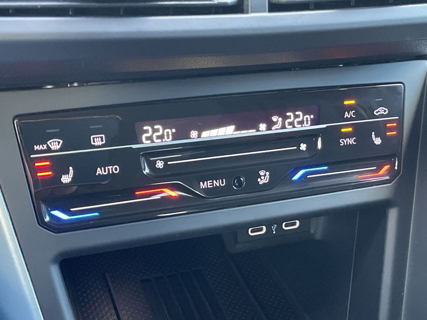 Taigo 1.0 TSI Goal 5-Gang LED/ACC/Navi/App-Conne