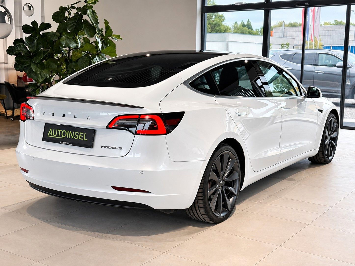 Tesla Model 3 Performance Netto:€20.750,- imagem 3