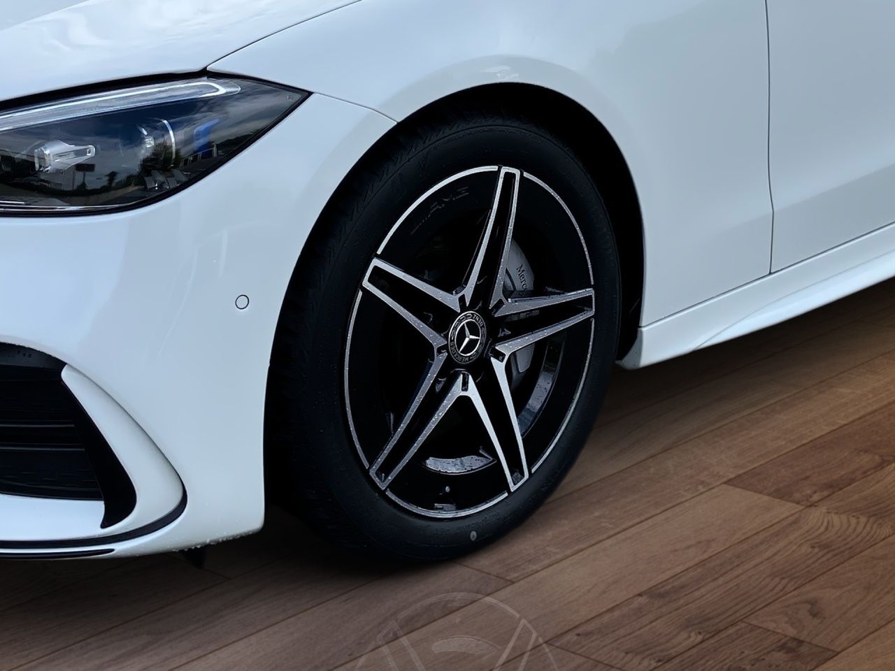 Fahrzeugabbildung Mercedes-Benz C 200 AMG+NIGHT+DIGITAL+360°+LENKRADHEIZ+AMBIENT