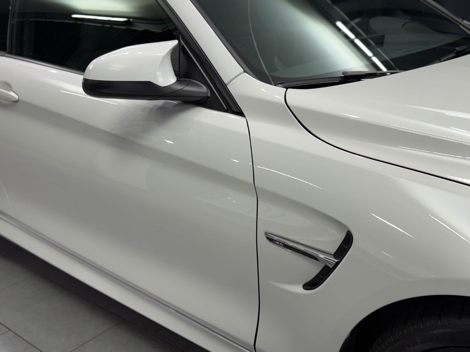 Fahrzeugabbildung BMW M4 Coupe DKG|NAVI|DEUTSCHES FAHRZEUG|LCI
