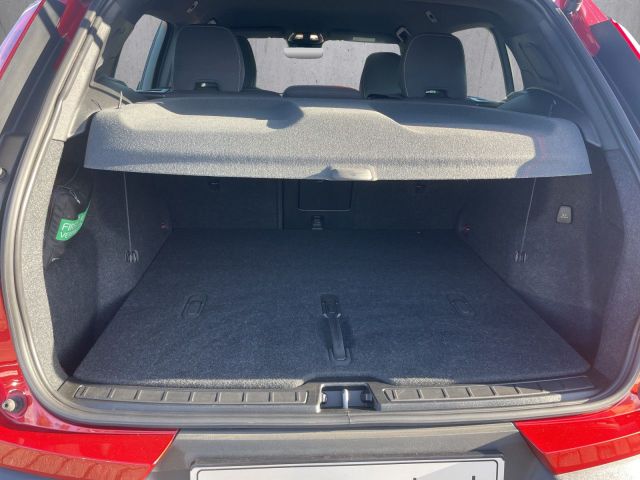 XC 40 B4 AWD Plus Dark (EURO 6d) LED+Keyless