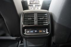 Fahrzeugabbildung Volkswagen Passat 2.0 TDI ALLTRACK 4M NAVI/SH/LEDER/ACC/LED