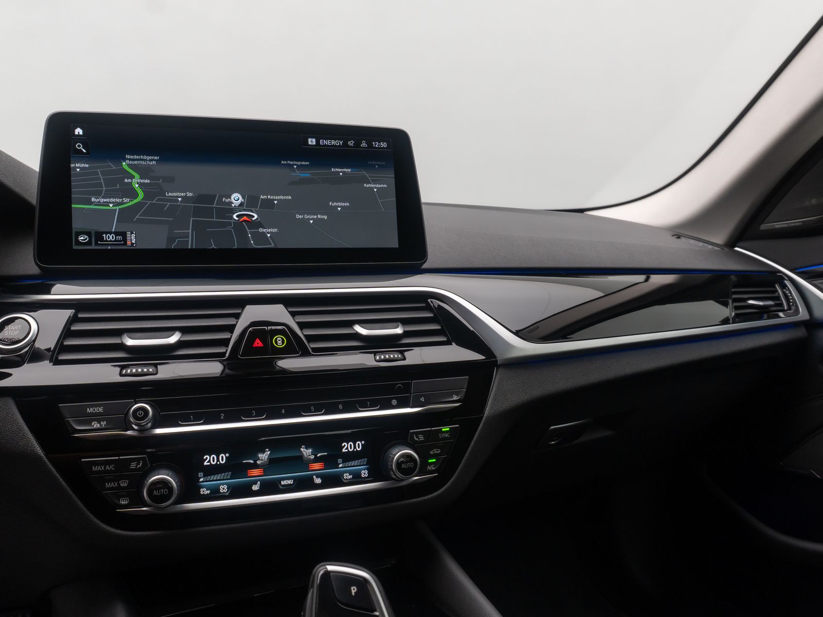Fahrzeugabbildung BMW 530i HUD DAB Leder Alarm Komfort 4xKlima M Sport