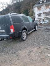 Nissan getribeschaden - gebrauchte Nissan Pathfinder aus dem Jahr 2005
