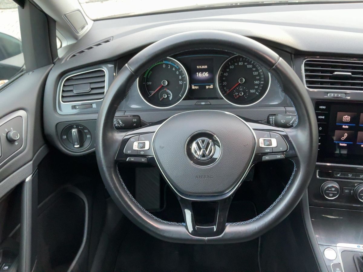 Volkswagen Golf - Bild 10