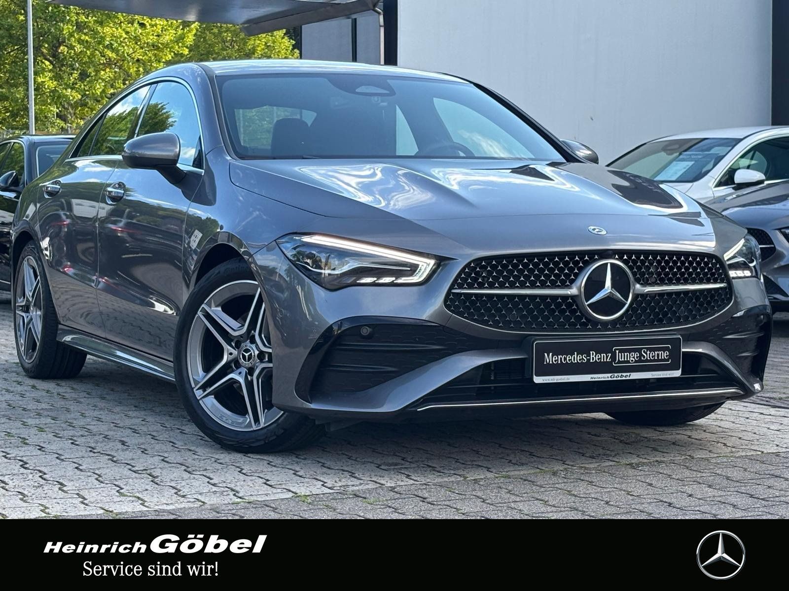 Fahrzeugabbildung Mercedes-Benz CLA 180 AMG*KEYLESS*KAMERA*AMBIENTEBELEUCHTUNG*