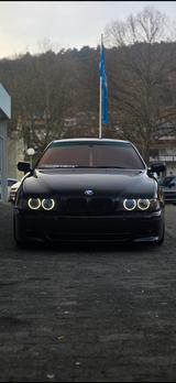 BMW E39 525D M-Paket ab werk TÜV NEU - BMW 525: E39 D