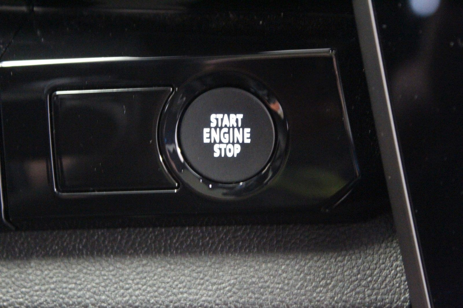 Fahrzeugabbildung Renault Rafale Full Hybrid E-Tech 200 Esprit Alpine