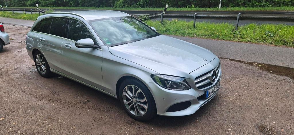 Image of Mercedes-Benz C 220