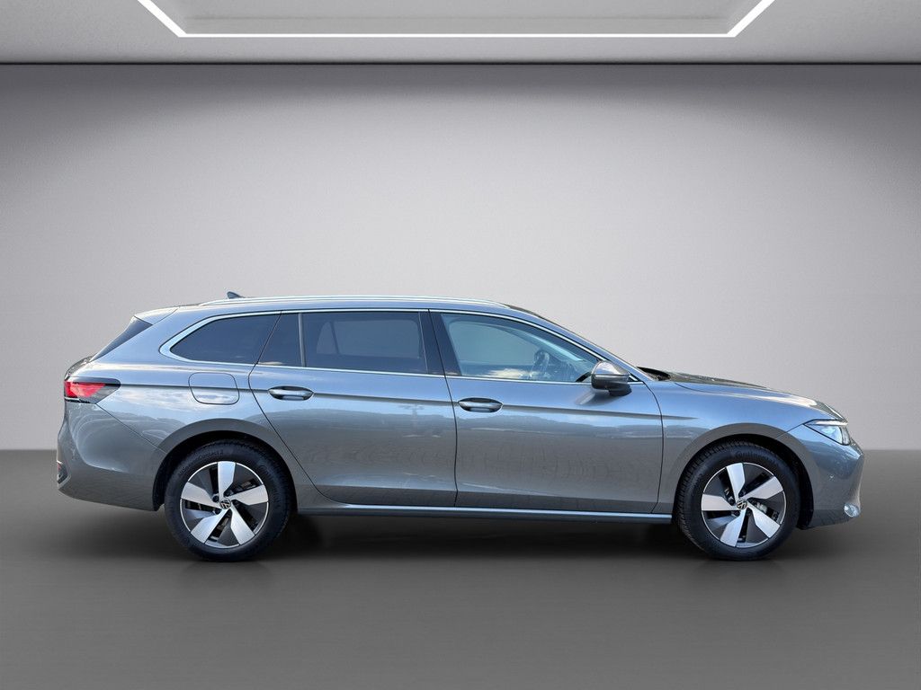 Volkswagen Passat Variant - Bild 7