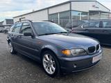 BMW 320i Touring/Schalter/Sitzhzg/Schiebedach - BMW 320 aus 2002: Kombi