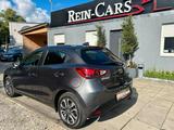 Mazda 2 Lim. Sports-Line 1.5/I.HD/NAVI/XENON/MFL/SHZ/ - Mazda 2 Gebrauchtwagen in Berlin