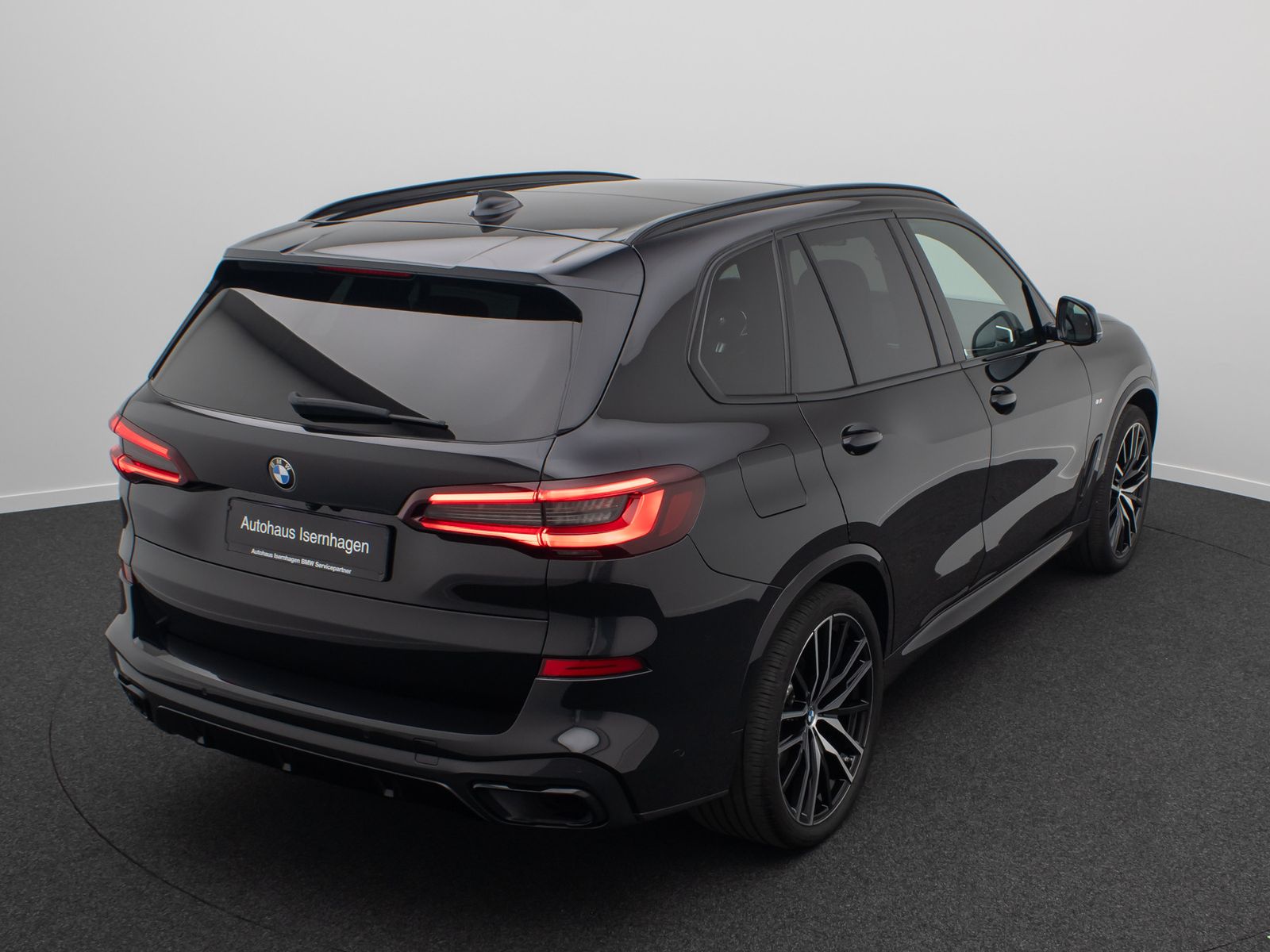 Fahrzeugabbildung BMW X5 xD30d M Sport 360°Laser ACC SoftCl DAB 22Zoll