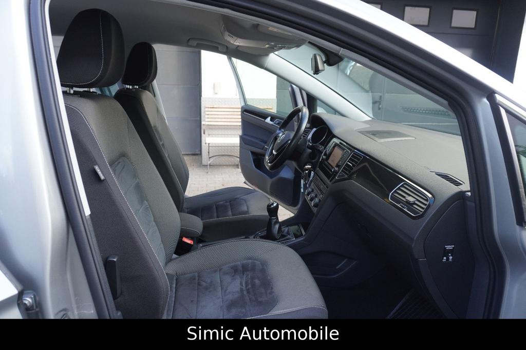 Volkswagen Golf Sportsvan