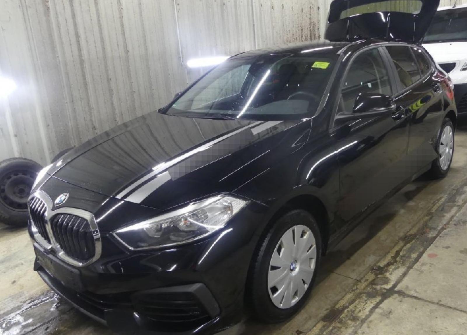 BMW 116 d Limousine Aut/Virtual Cockpit/11800netto