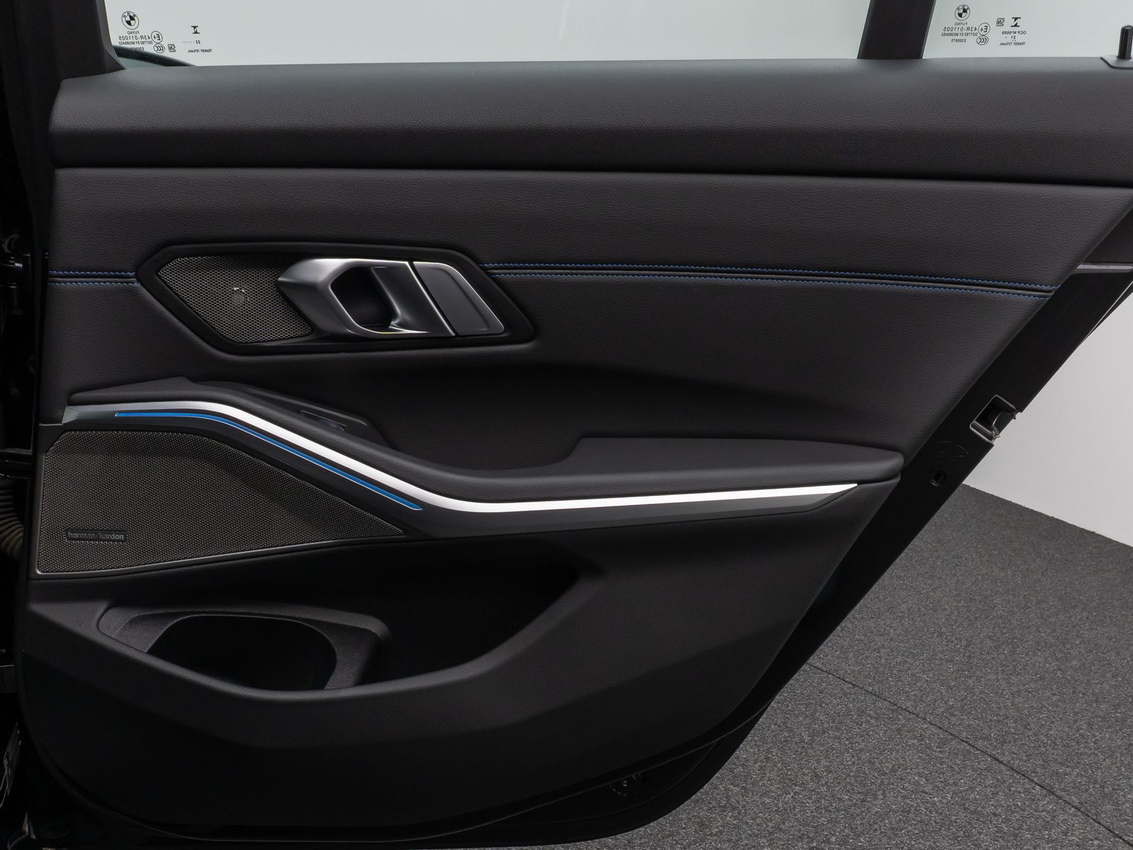 Fahrzeugabbildung BMW 330e M Sport Kamera DAB H/K Stop&Go LED 19Zoll