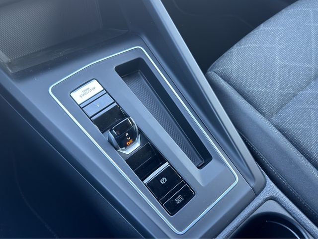 Golf VIII Variant 2.0 TDI Life DSG AHK ACC LED