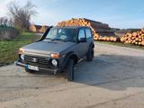 Lada Niva - graue Lada Niva