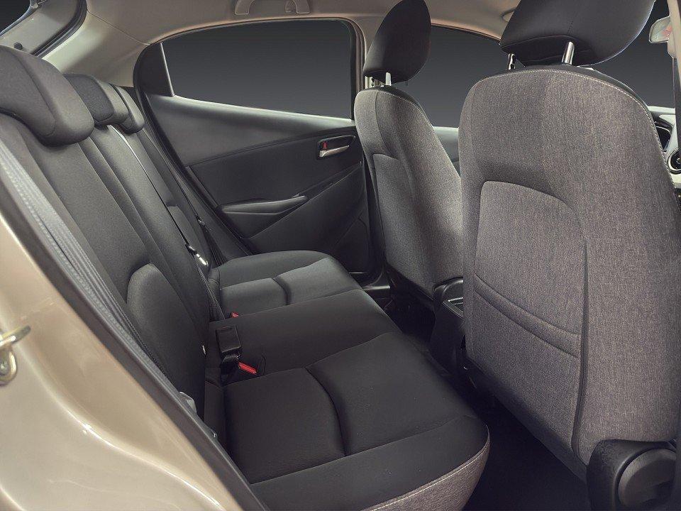 Mazda 2 e-SKYACTIV G 90PS CENTER-LINE CONV