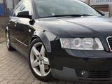 Audi A4 2.5TDI Avant Quattro Tiptronic *Leder*Navi* - Audi A4 aus 2003: Kombi