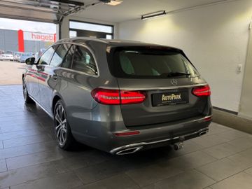Mercedes E 220 - 7