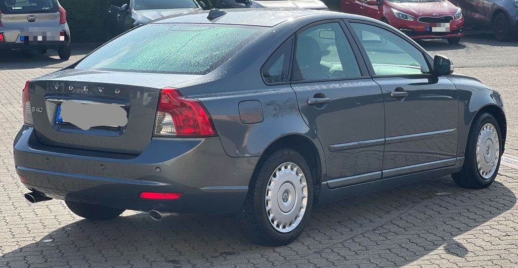 Volvo S40