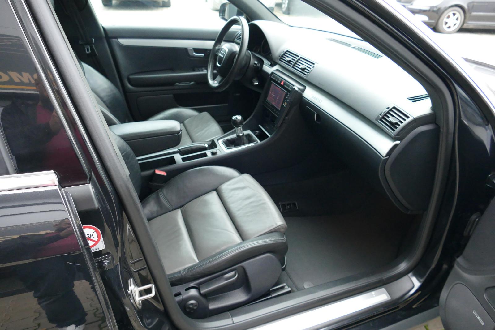 Audi Quattro 2005 — photo 10