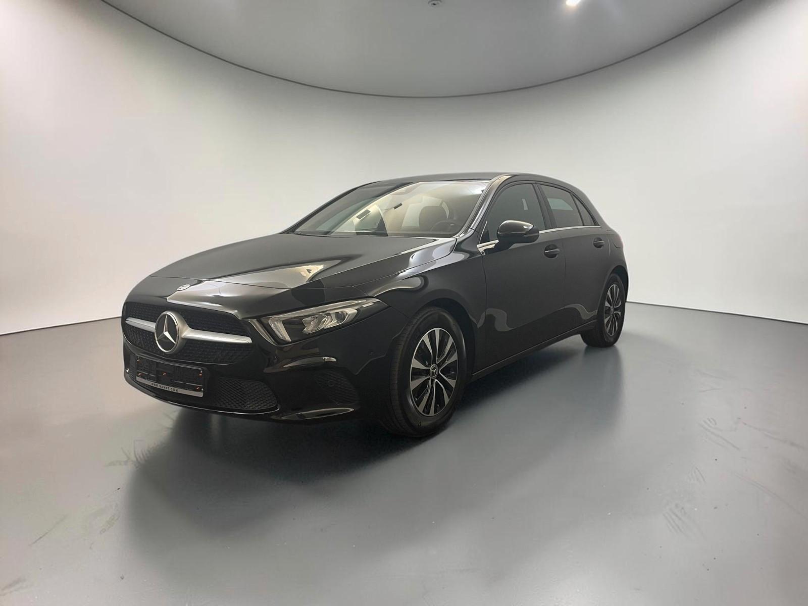 Mercedes-Benz A 180d LED*WIDE*T-LEDER*1-HAND*MBUX*RÜCKKAM