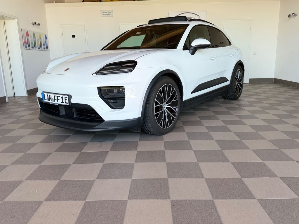 Image of Porsche Macan