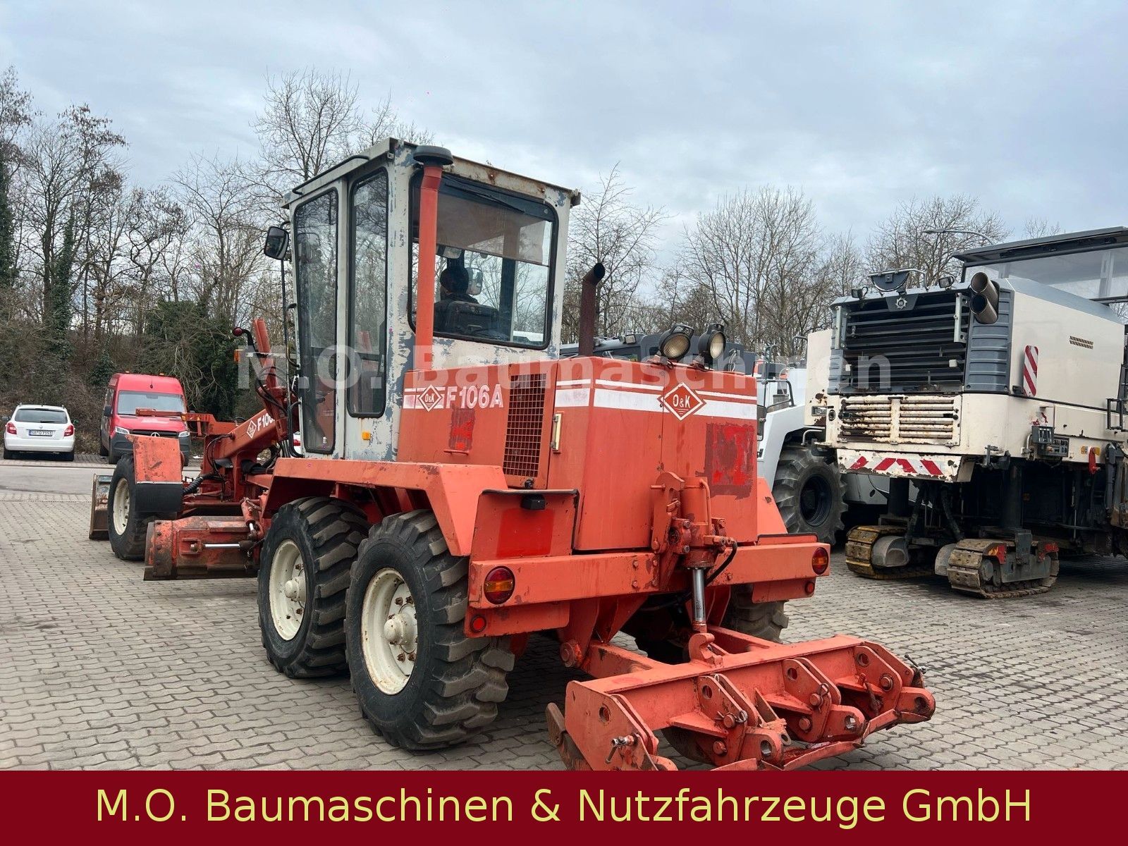 Fahrzeugabbildung O & K F106 A  / Grader /