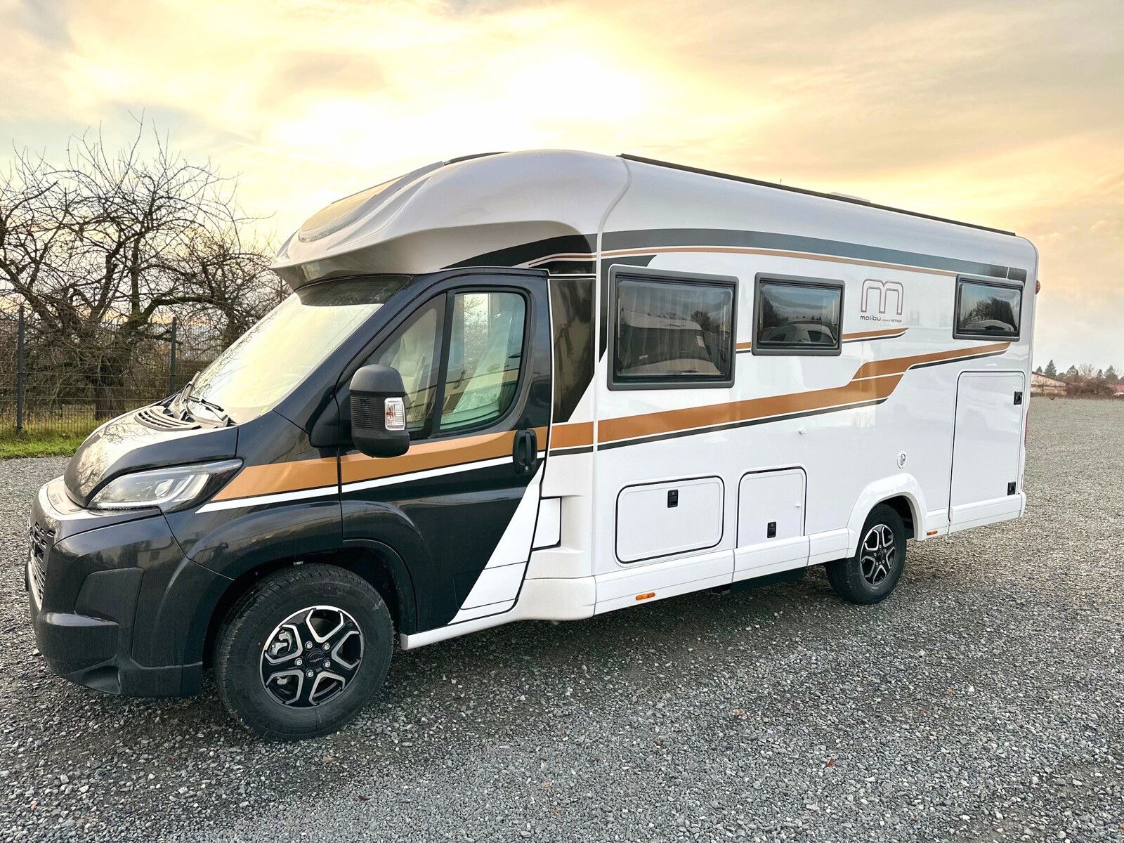 Fahrzeugabbildung Malibu T 470 RB LE K comfort FIAT MARKISE TV LED
