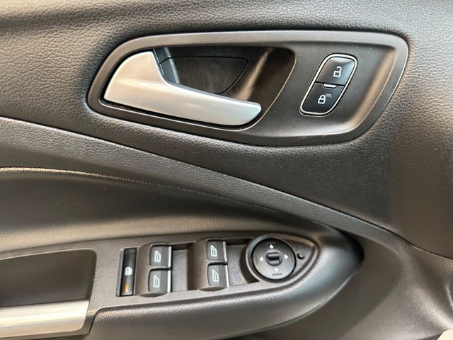 Ford Kuga ST-Line *Xenon*Leder*Navi*Kamera*