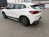 BMW X2 sDrive 18 d M Sport X FAHRSCHULE FAHRZEUG - BMW: M1
