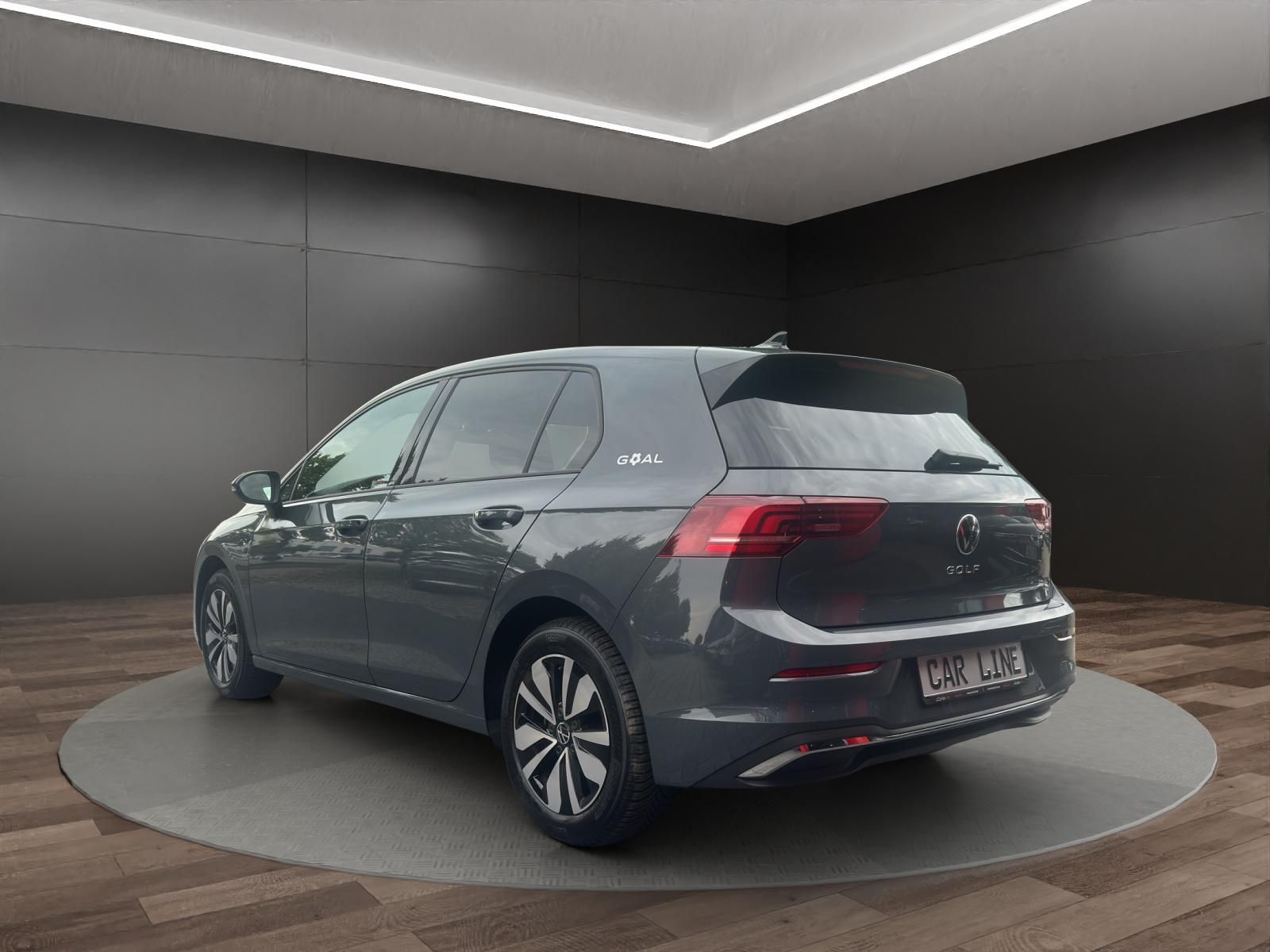 Volkswagen Golf - Bild 6