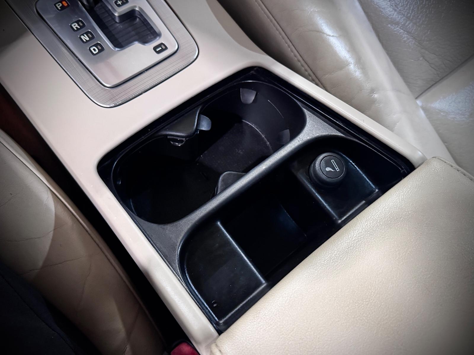 VOLVO V70 - 2.0 l - 203 CV - BVA - CUIR