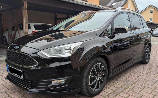 Ford Grand C-Max 2,0TDCi 110kW PowerShift AHK