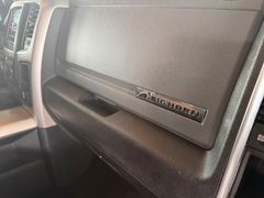 DODGE RAM 1500 V8 5,7L HEMI BIG HORN 4x4