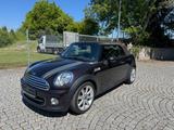 MINI Cooper D Cabrio Highgate Highgate - MINI Cooper D Cabrio von privat