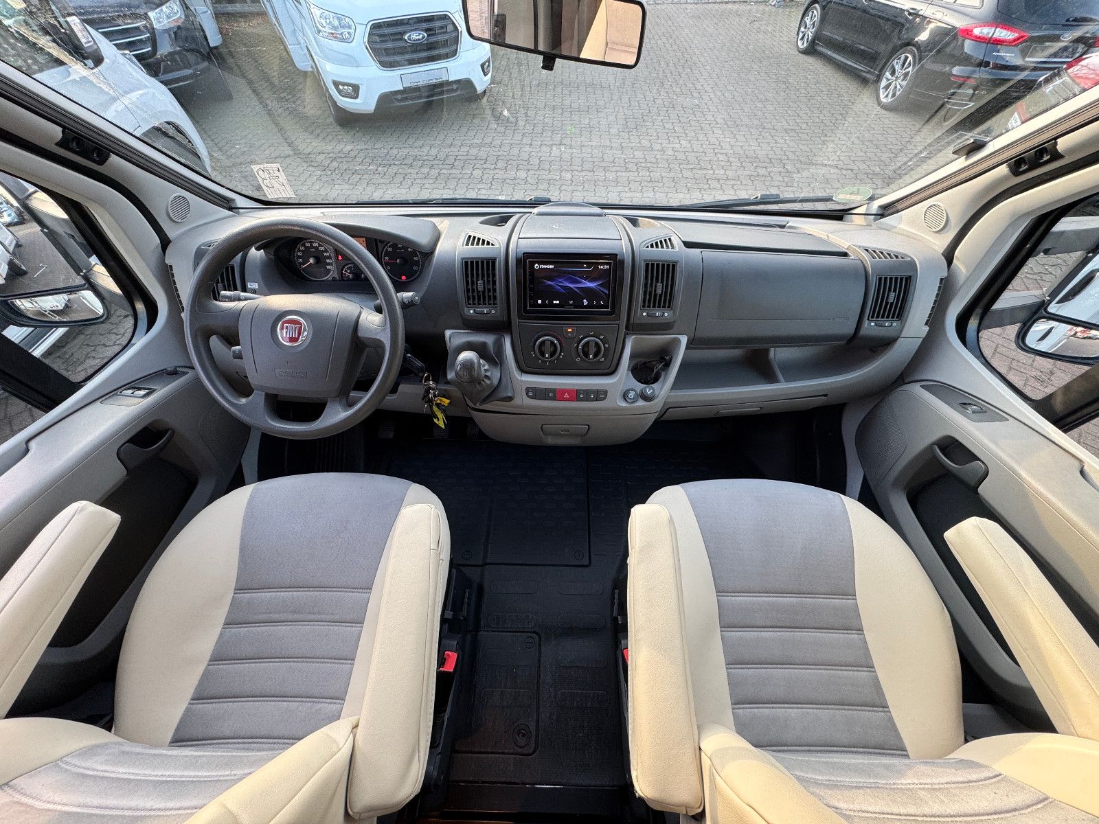 Fahrzeugabbildung Bürstner Nexxo T 569 FIAT DUCATO SOLAR TV VOLL SCHECKHEFT