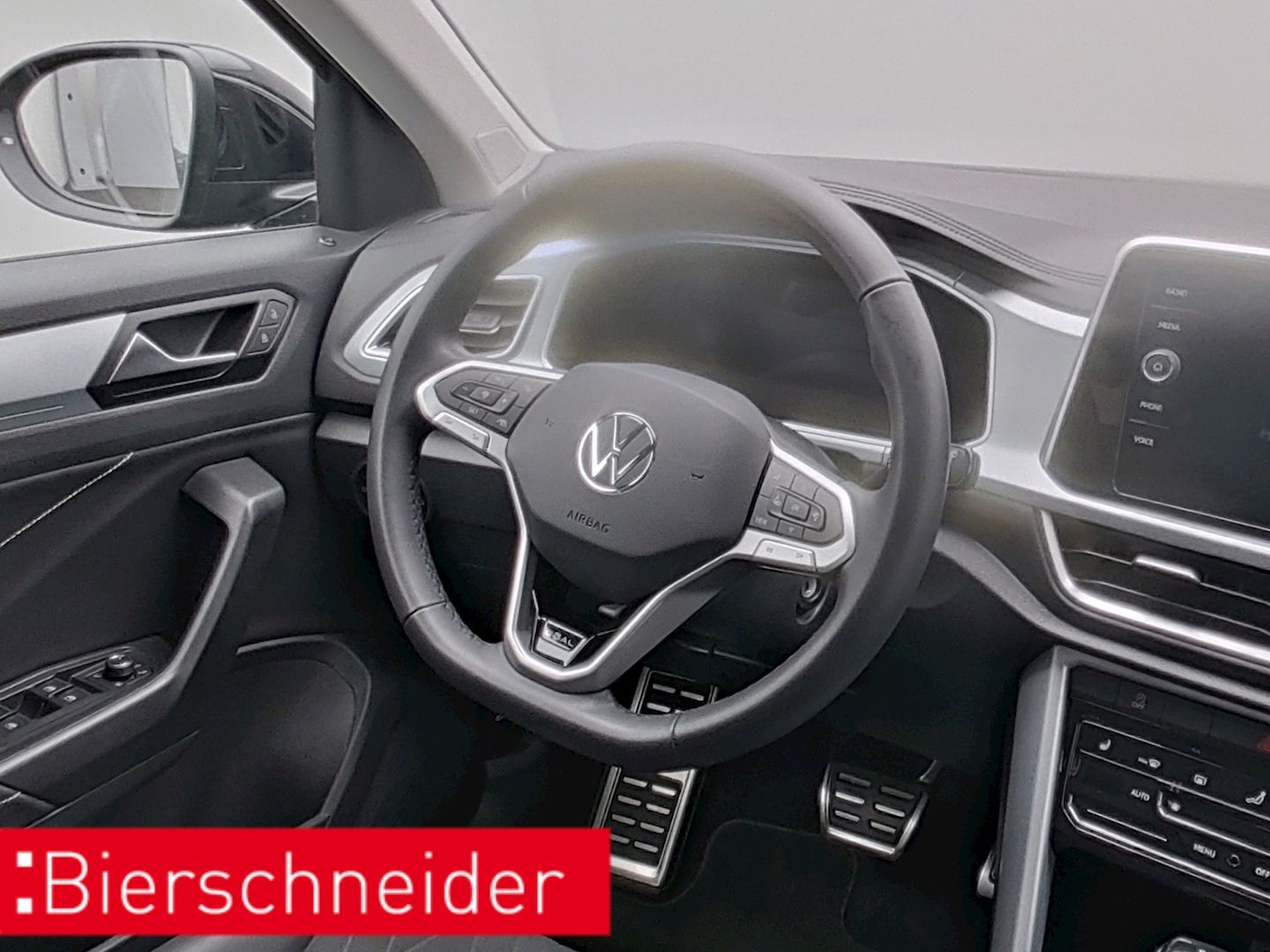 Volkswagen T-Roc - Bild 13