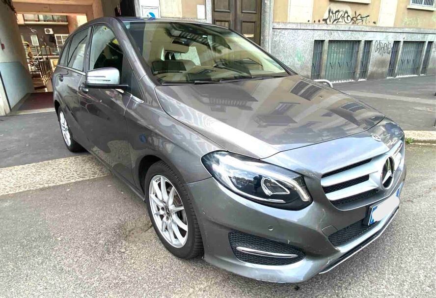 MERCEDES-BENZ Mercedes-benz B 180 d Automatic Executive NAVY P