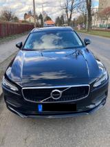 Volvo V90 in schwarz mit Automatik - Volvo: Kombi, Sc90