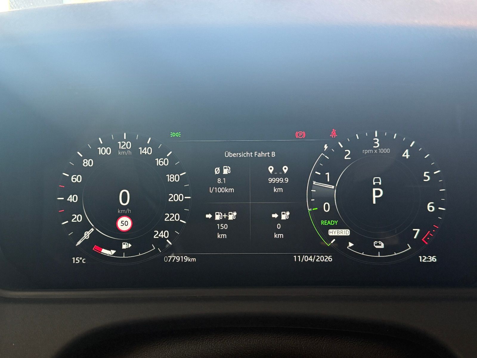 Fahrzeugabbildung Land Rover Range Rover Velar Hybrid S P400e /PANO/MERIDIAN/