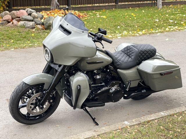 Harley-Davidson 114 STREET GLIDE ULTRA LIMITED CUSTOM UMBAU