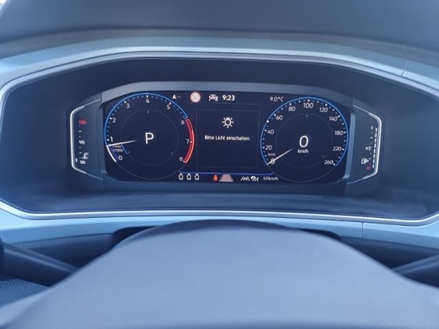 Fahrzeugabbildung Volkswagen T-Roc GOAL 1,5 TSI DSG AHK IQDRIVE KAMERA NAVI K