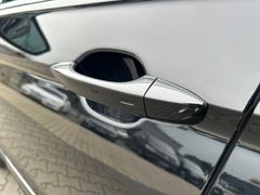 Fahrzeugabbildung Volkswagen Tiguan 2.0 TDI 4MOTION R-Line Pano AHK Stndhzn