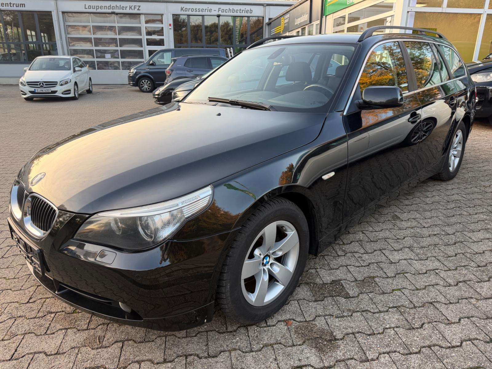 BMW 525