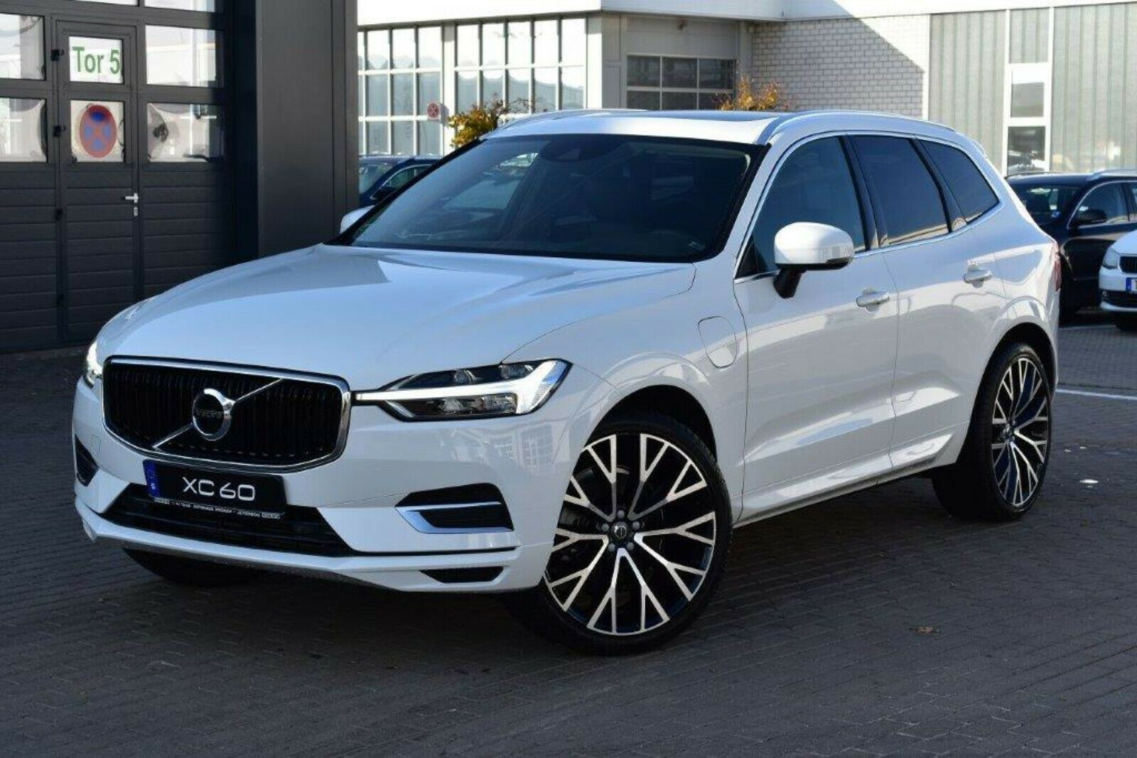 Fahrzeugabbildung Volvo XC60 T8* Inscription Style*LUFT*PANO*Mietkauf mö