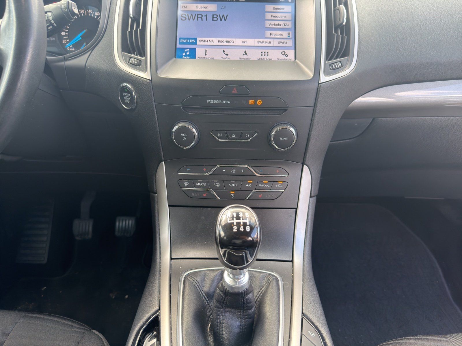 Fahrzeugabbildung Ford S-Max 1.5 Business KAMERA/TEMPOMAT/NAVI/SHZ/