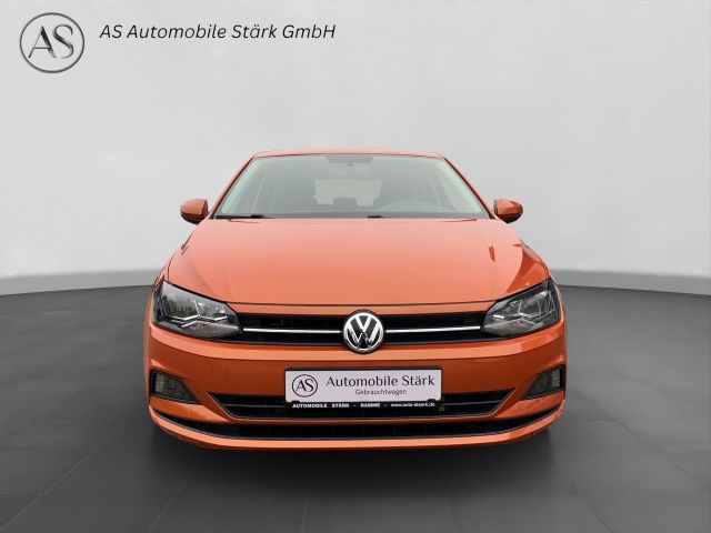 Fahrzeugabbildung Volkswagen Polo Comfortline+5 Türer+Autom.+CarPlay+Android